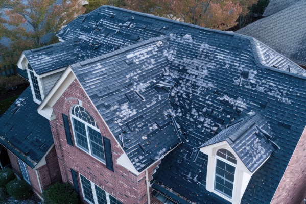 Des Moines, Iowa Roofing Insurance Claim - BBRoofing.com